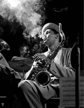 hommage-au-saxophoniste-dexter-gordon-ce-midi